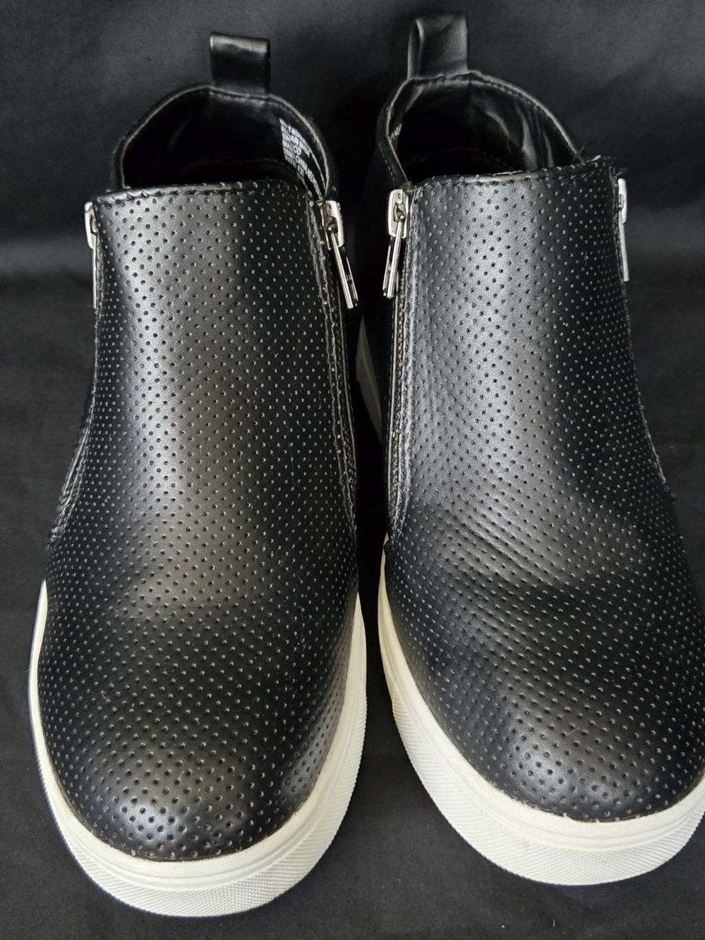 Woman's Black Perforated Slip-On Sneakers with Side Zippers